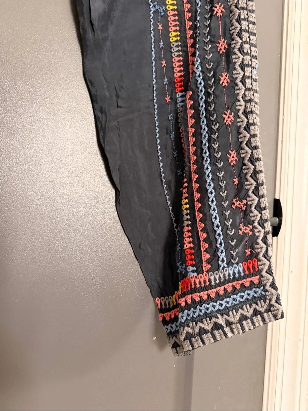 Johnny Was Black Cargo Pants with Multicolor Embroidered Stripes - Picture 3 of 10
